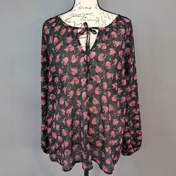 Torrid Womens Top Size 00 M/L Black Pink Floral Print Pullover Sheer New - Picture 1 of 10